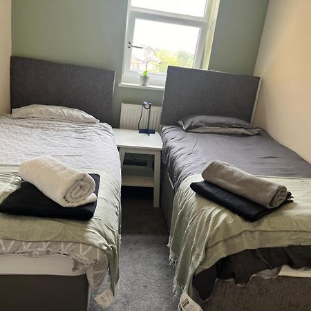布里斯托Short Term Lets From £15 Per Person Per Night公寓 外观 照片