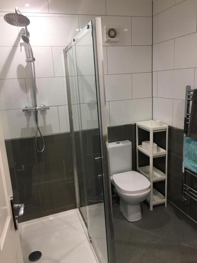 布里斯托Short Term Lets From £15 Per Person Per Night公寓 外观 照片