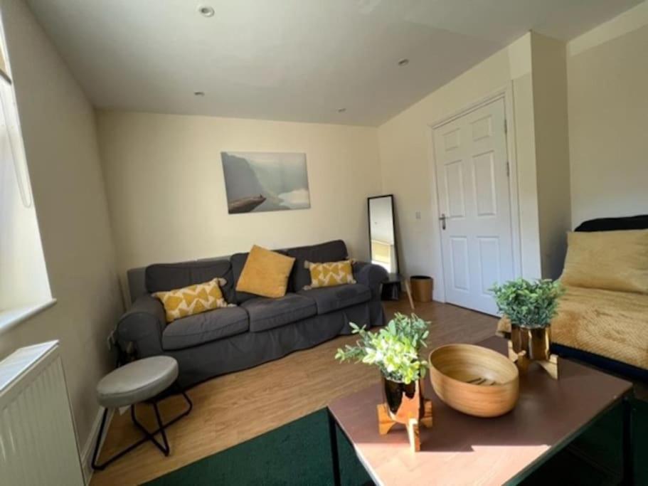 布里斯托Short Term Lets From £15 Per Person Per Night公寓 外观 照片