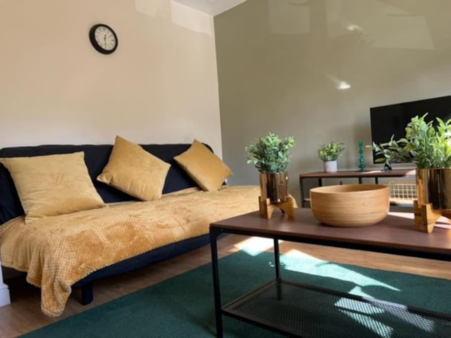 布里斯托Short Term Lets From £15 Per Person Per Night公寓 外观 照片